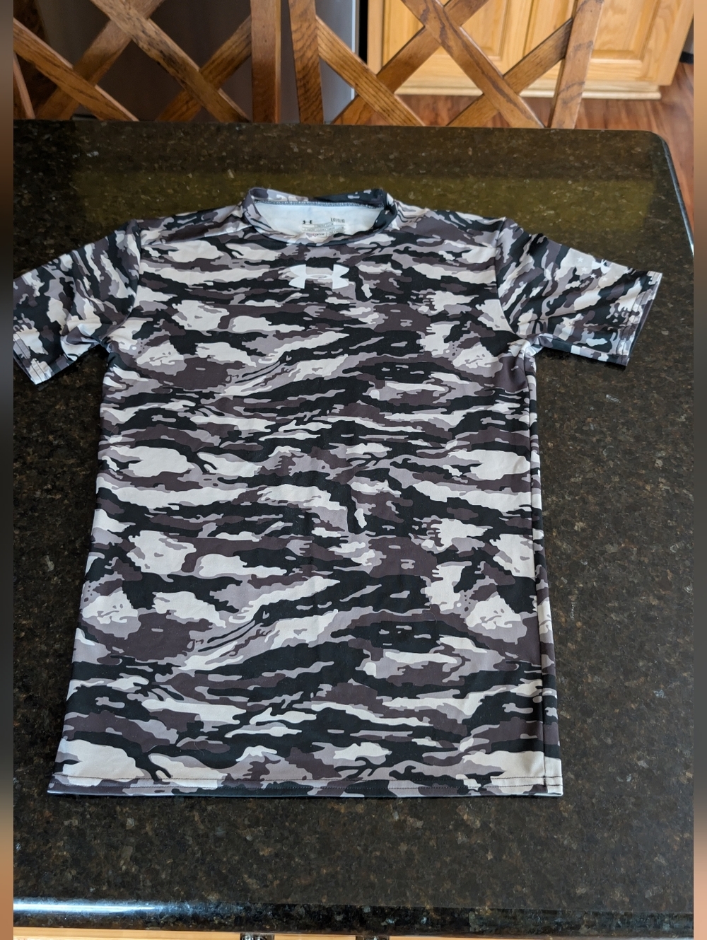 Under Armour Freedom Woodland Stealth Camo Men's Black & Gray  HeatGear Large